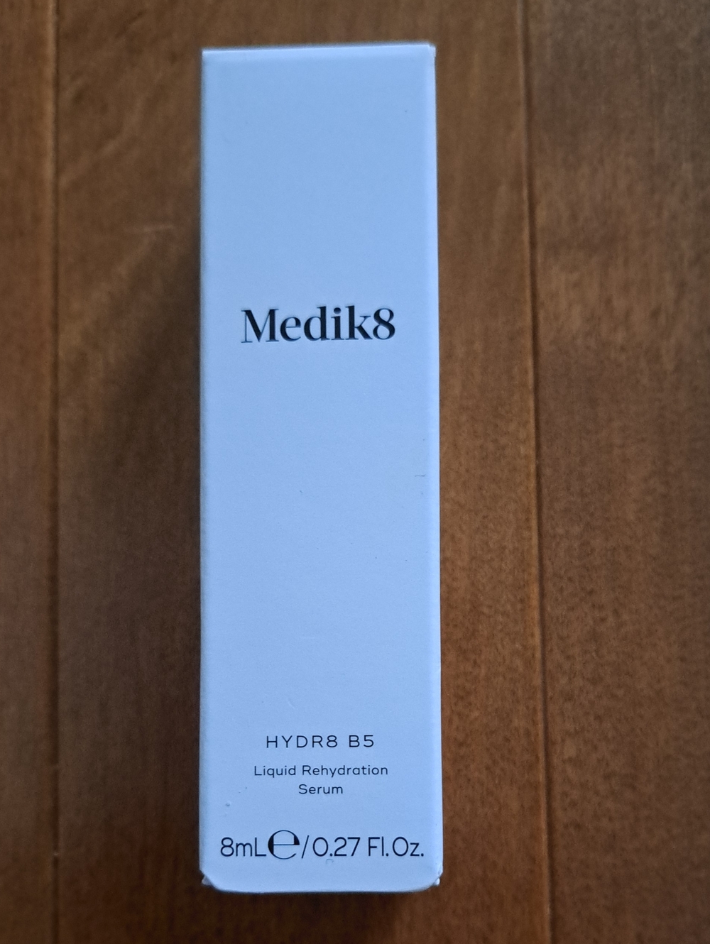 Medik8 Hydr8 B5 Liquid Rehydration Serum — White
